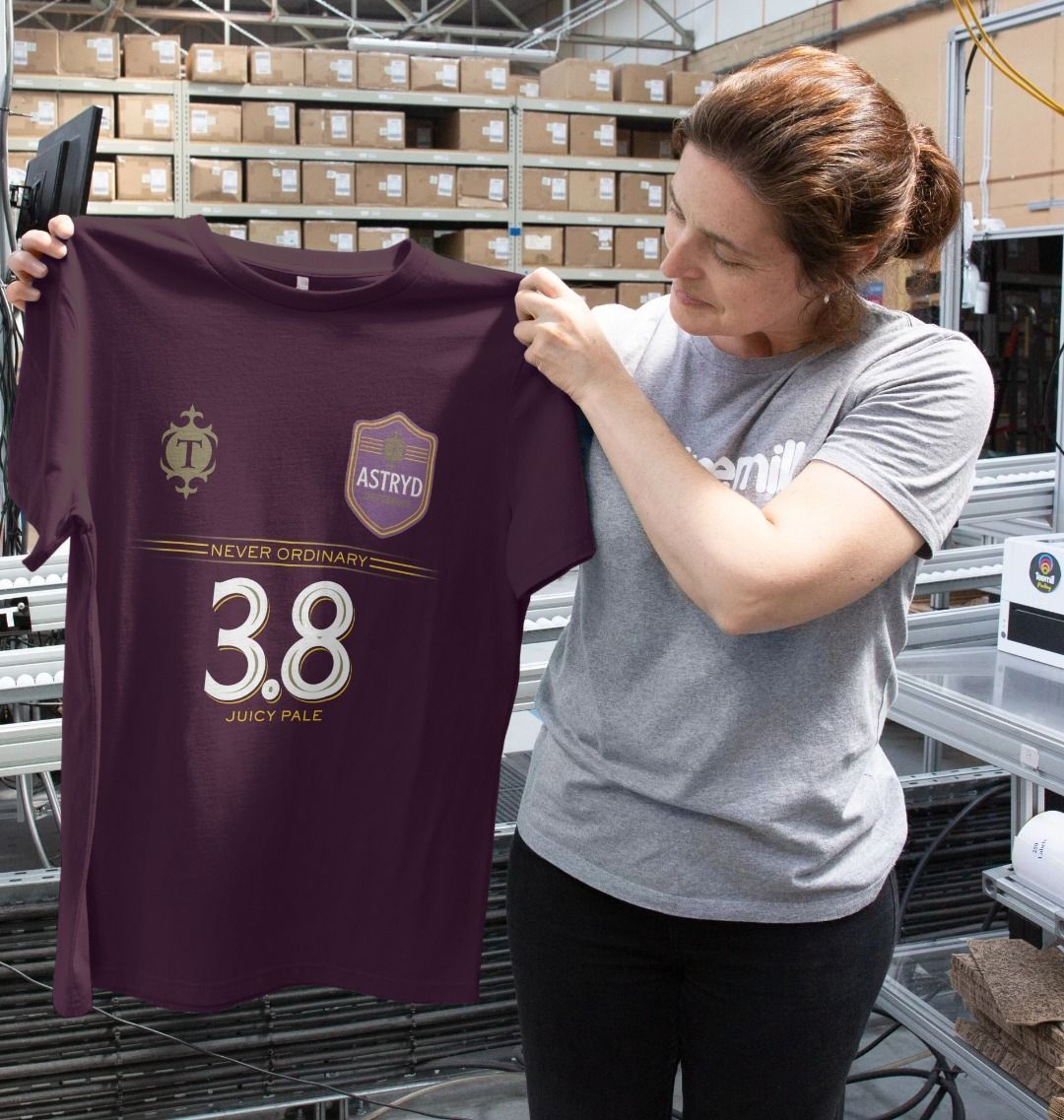 Thornbridge Astryd Football t-skjorte lilla økologisk bomull