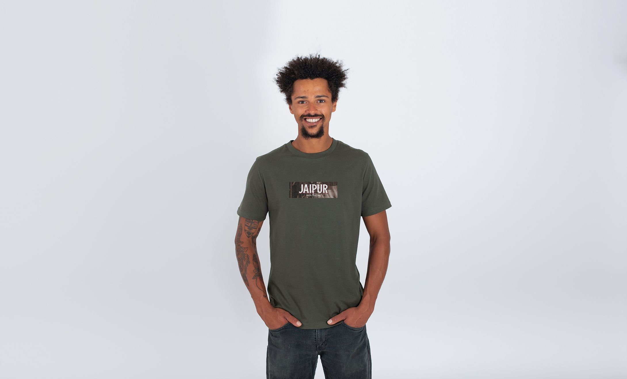 Thornbridge Jaipur boxed logo t-skjorte hvit M bomull