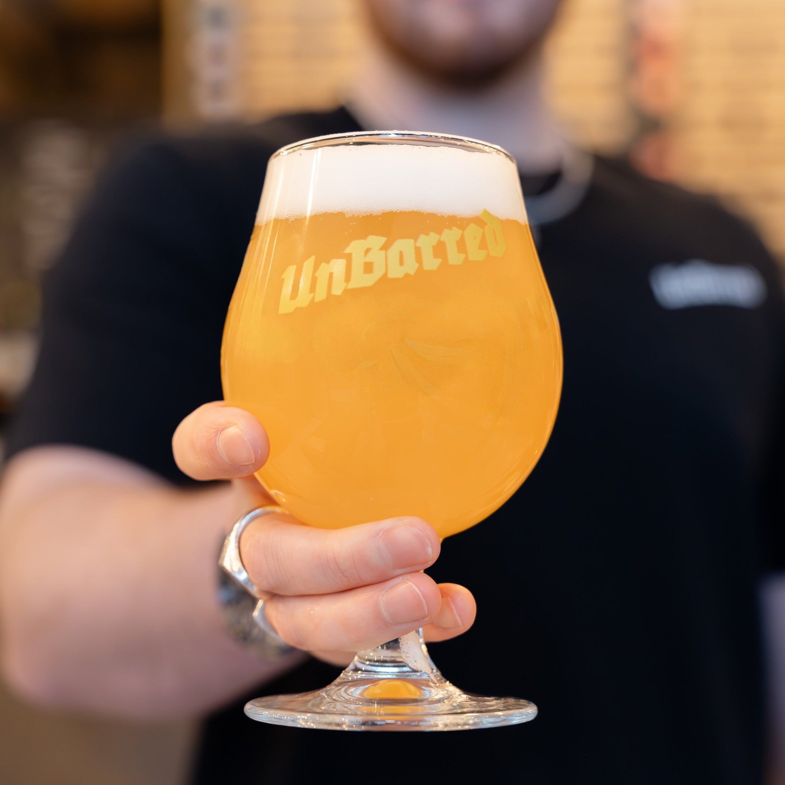 Unbarred Brewery Tulip ølglass 440 ml nukleert stettglass