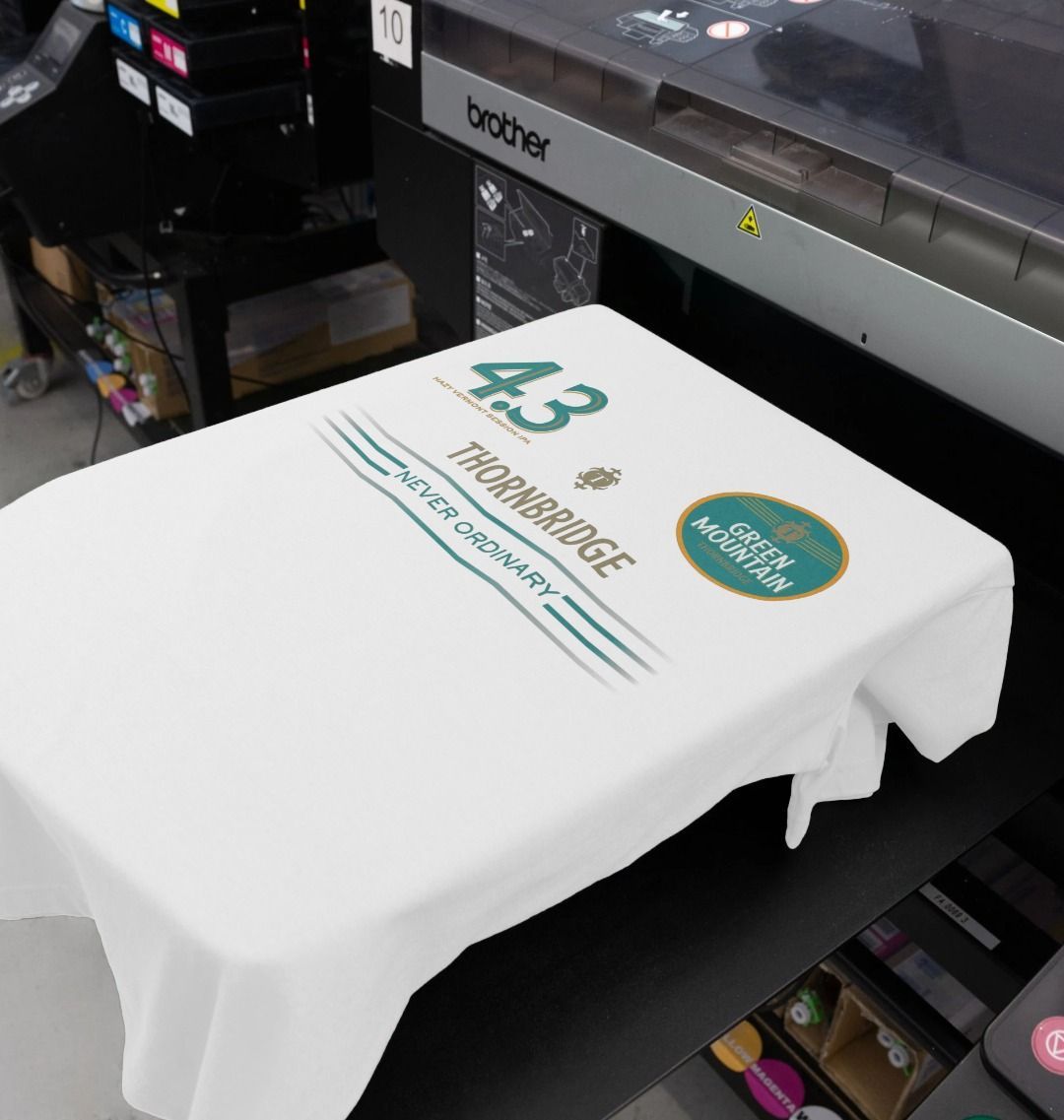 Thornbridge Green Mountain Football t-skjorte hvit økologisk